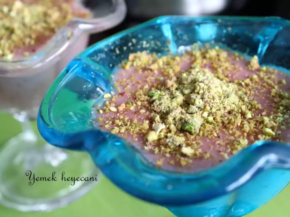 Çilekli puding