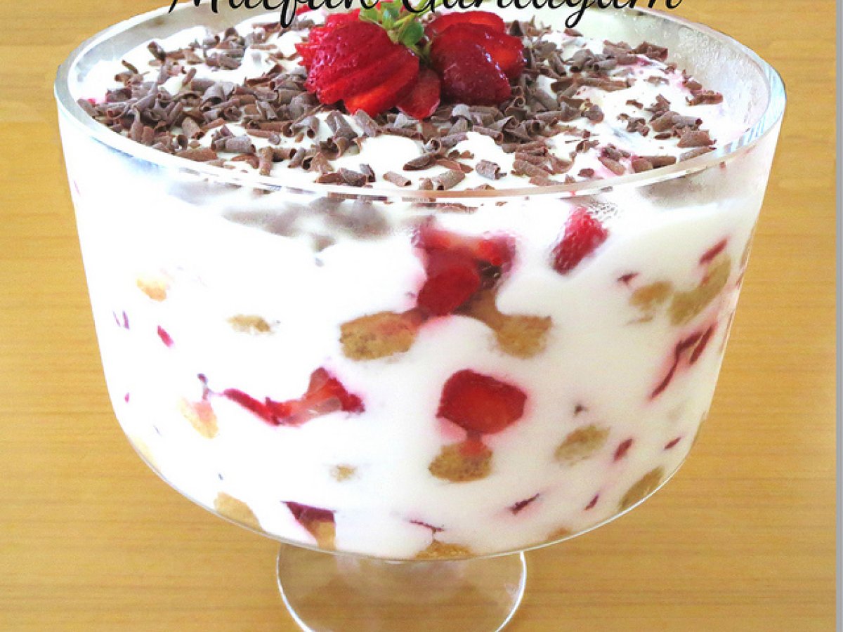 Çilekli Tiramisu Tatlısı