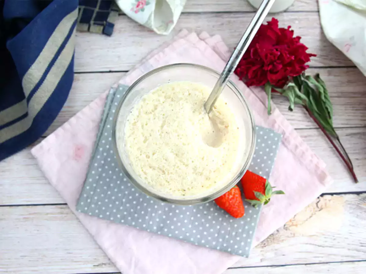 Çilekli ve vanilyalı milkshake - fotoğraf 4