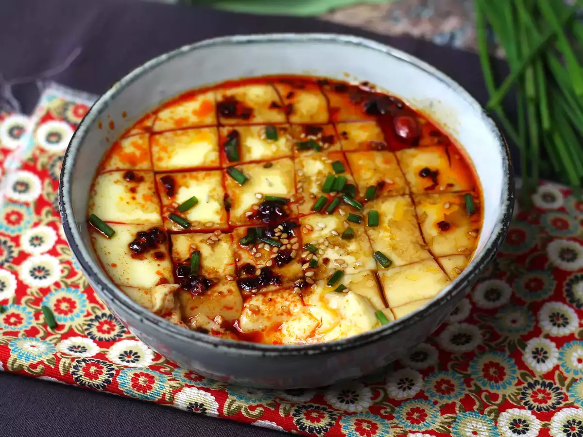 Çin usulü buharda pişmiş yumurta: Çin usulü buharda pişmiş ipeksi yumurta tarifi, sadece iki malzemeyle! - fotoğraf 3