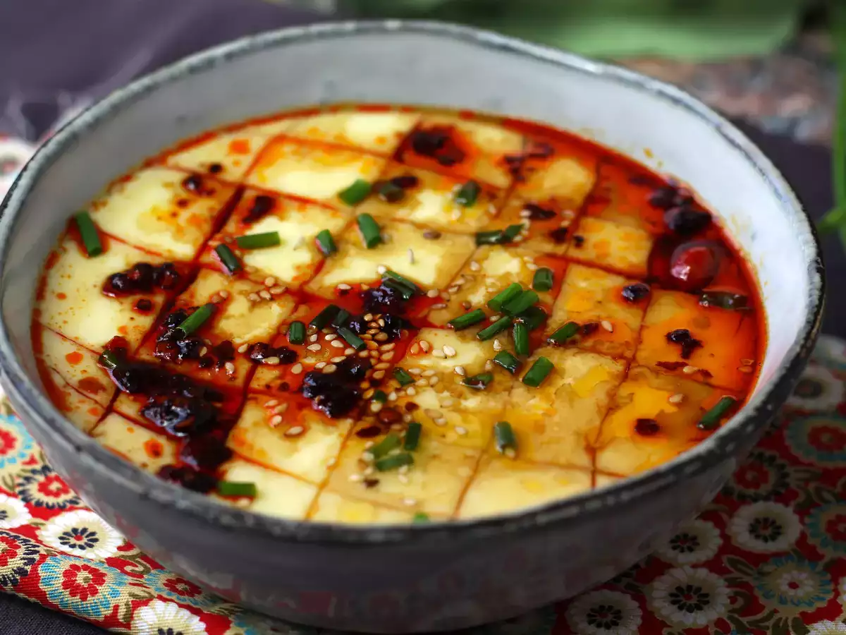 Çin usulü buharda pişmiş yumurta: Çin usulü buharda pişmiş ipeksi yumurta tarifi, sadece iki malzemeyle! - fotoğraf 7