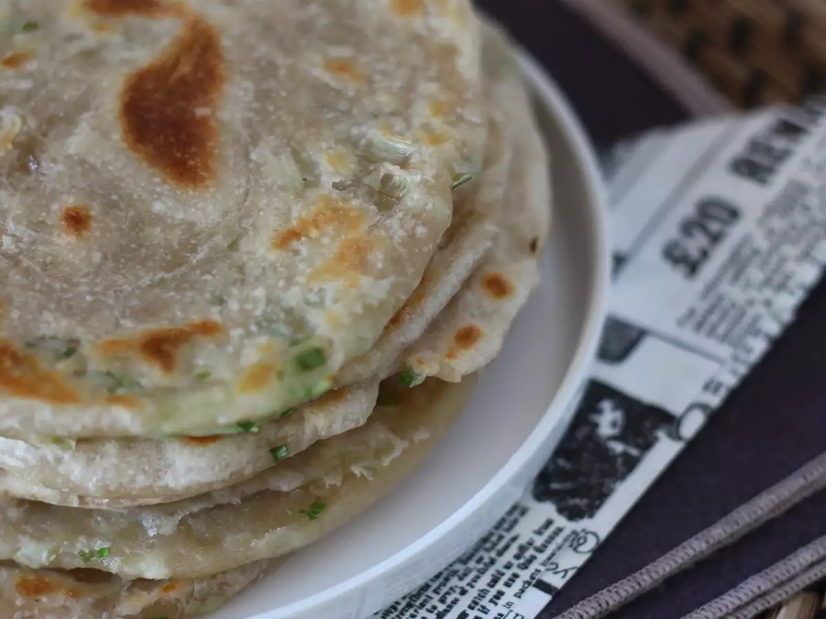 Çin Usulü Taze Soğanlı Krep (Scallion Pancakes) - fotoğraf 4