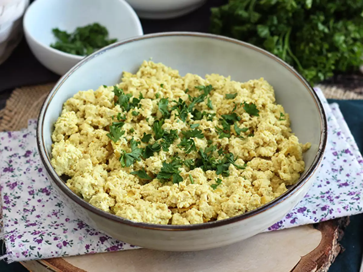 Çırpılmış Yumurtaya Alternatif: Çırpılmış Tofu!