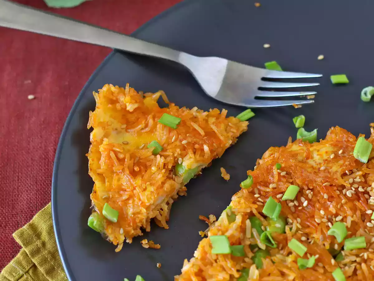 Çıtır pirinç ve soya fasulyeli omlet, hızlı ve israfsız baharatlı bir yemek!