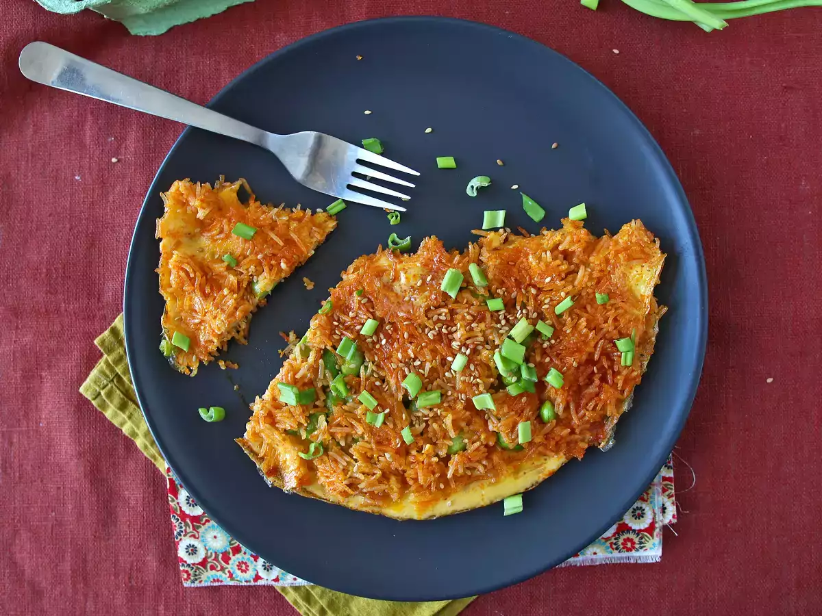 Çıtır pirinç ve soya fasulyeli omlet, hızlı ve israfsız baharatlı bir yemek! - fotoğraf 6