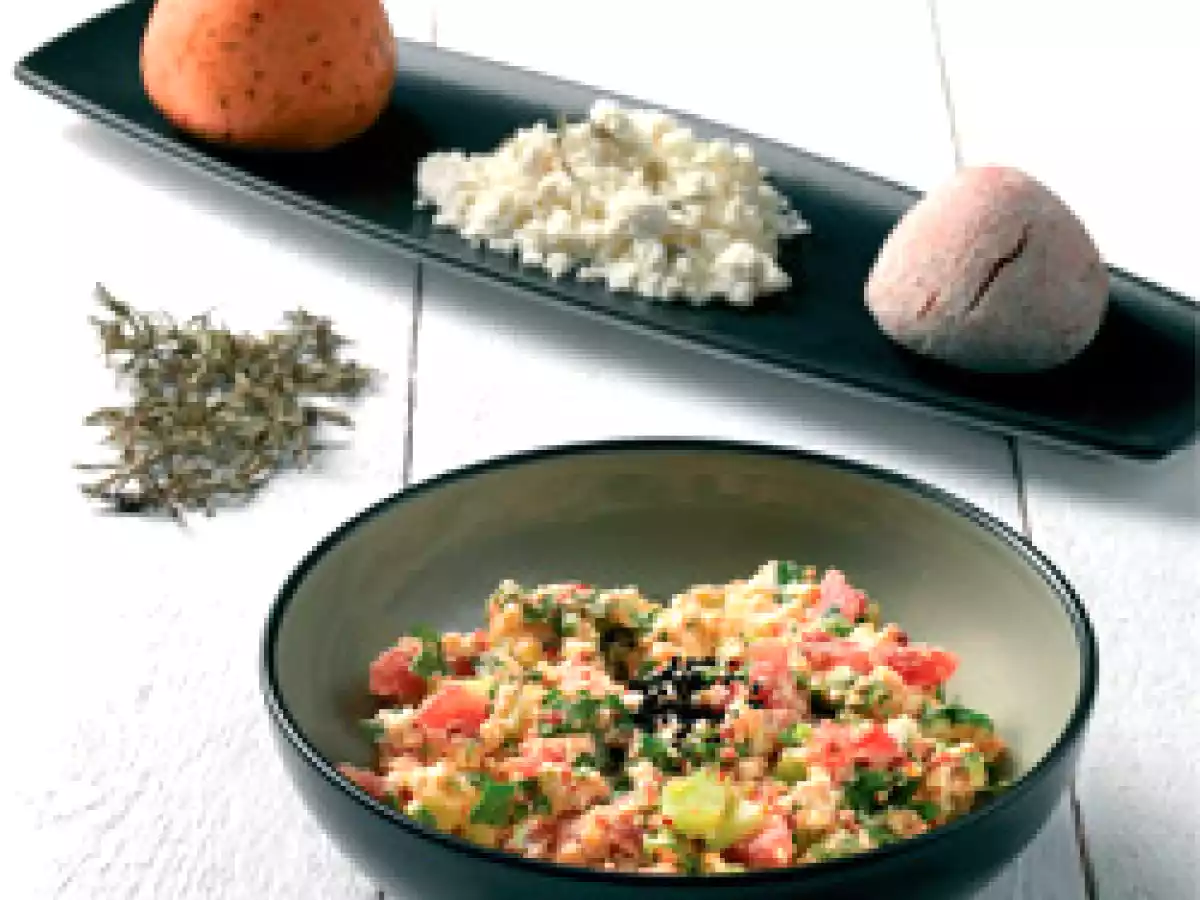 Çökelek salatası tarifi