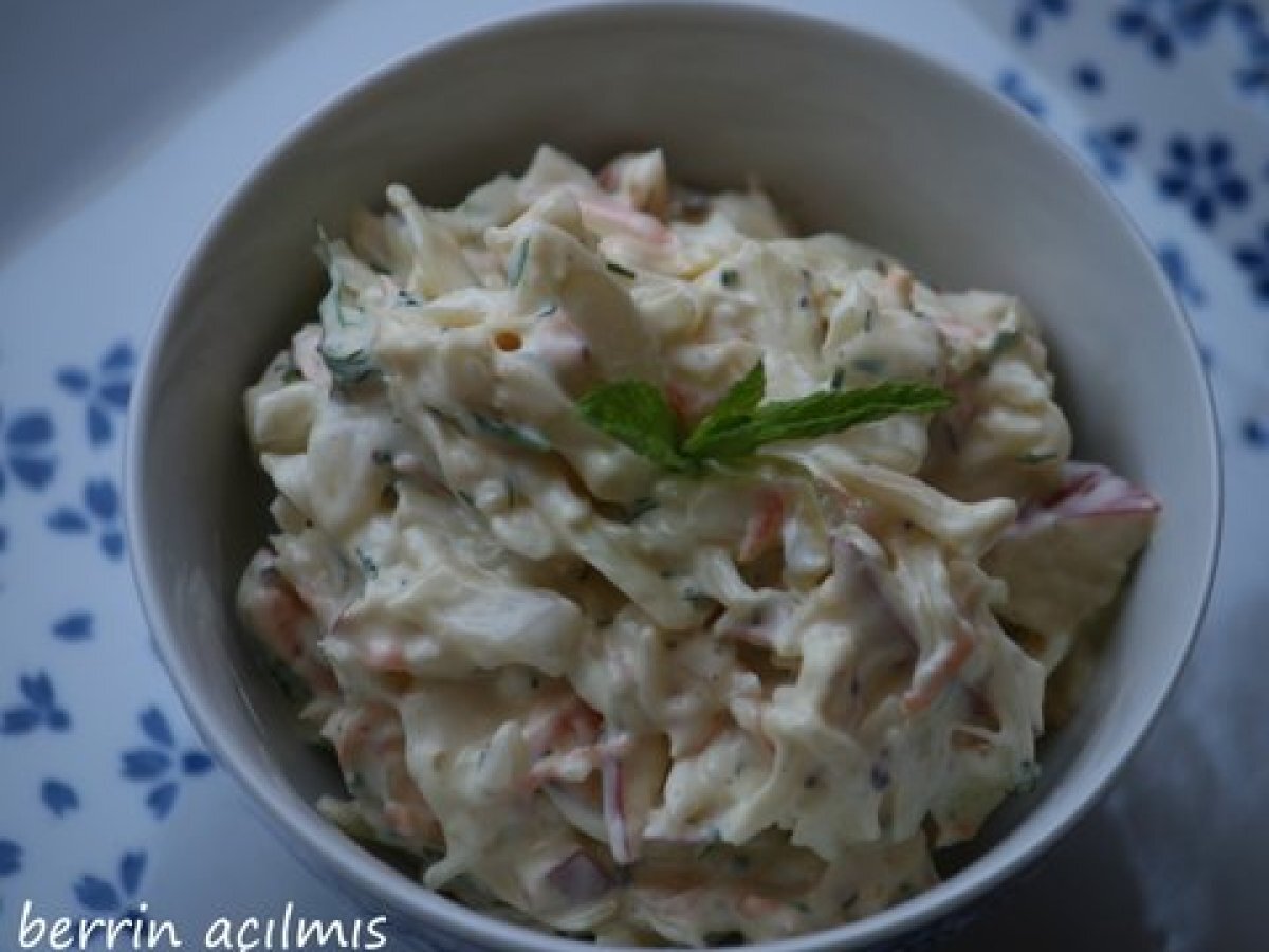 Coleslaw salata.......