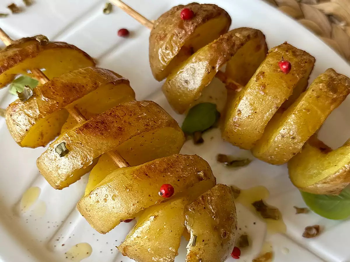 Çubukta Spiral Patates: Makinesiz, Kusursuz Kesim Tekniği - fotoğraf 3