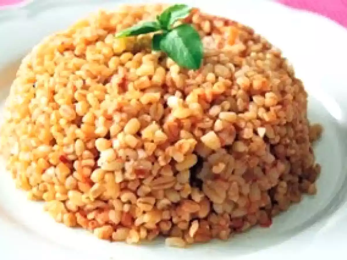 Domatesli bulgur pilavı tarifi