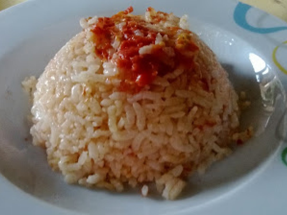 Domatesli Pilav