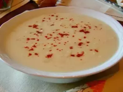 Domatesli soğan çorbası