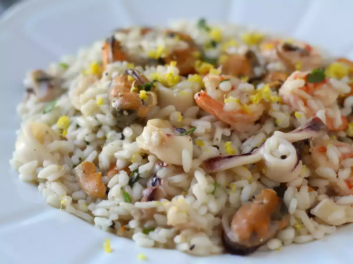 Dondurulmuş deniz mahsullü risotto: hızlı ve lezzetli bir yemek için ideal tarif - fotoğraf 4