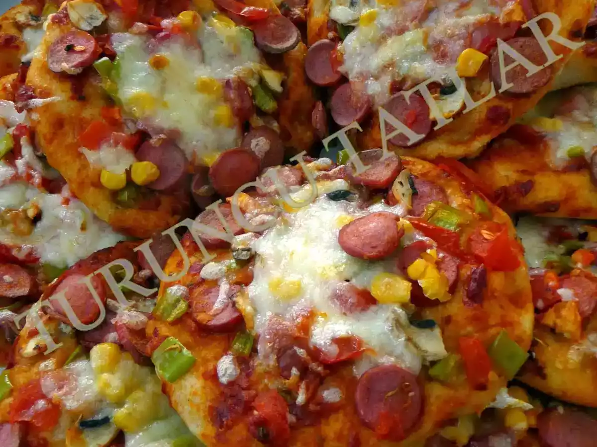 EKMEK HAMURUNA PİZZA