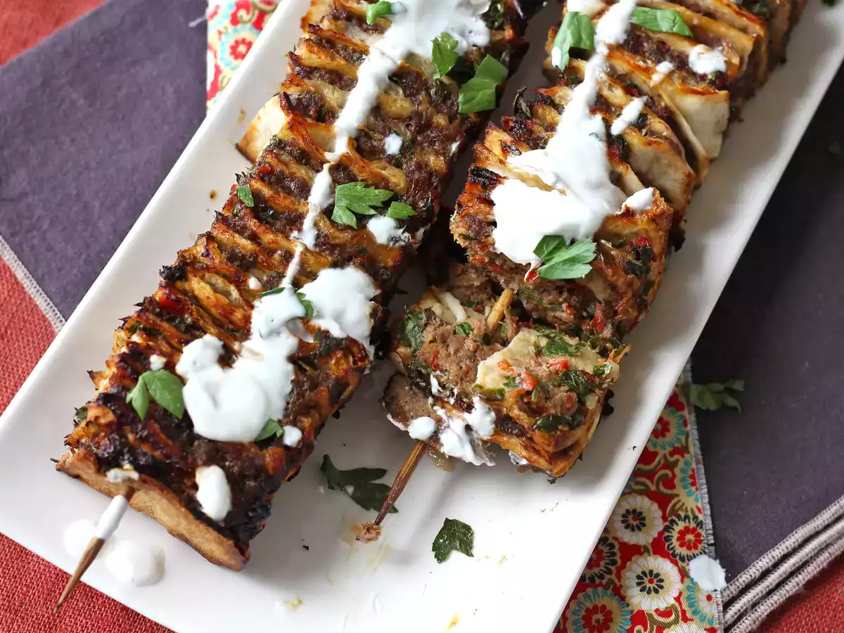 Ekmekli lavaş kebabı, meşhur kolay fırında pişmiş kebaplar! - fotoğraf 4
