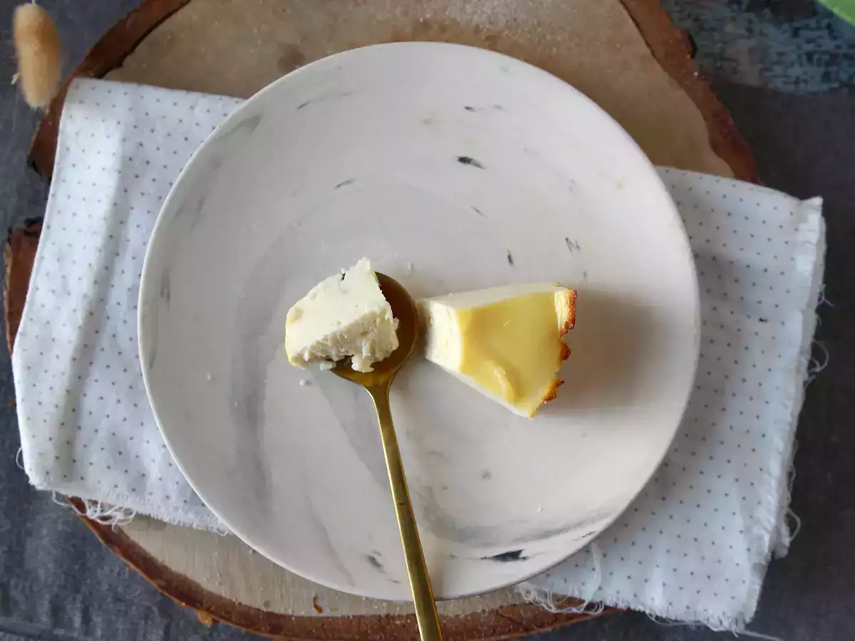 Ekonomik ve sadece 4 malzemeli yumuşacık ricotta keki - fotoğraf 4