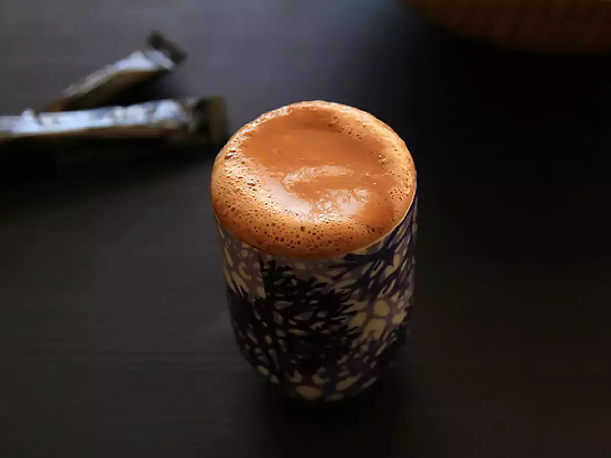 Ekspres kahve köpüğü - 3 malzeme