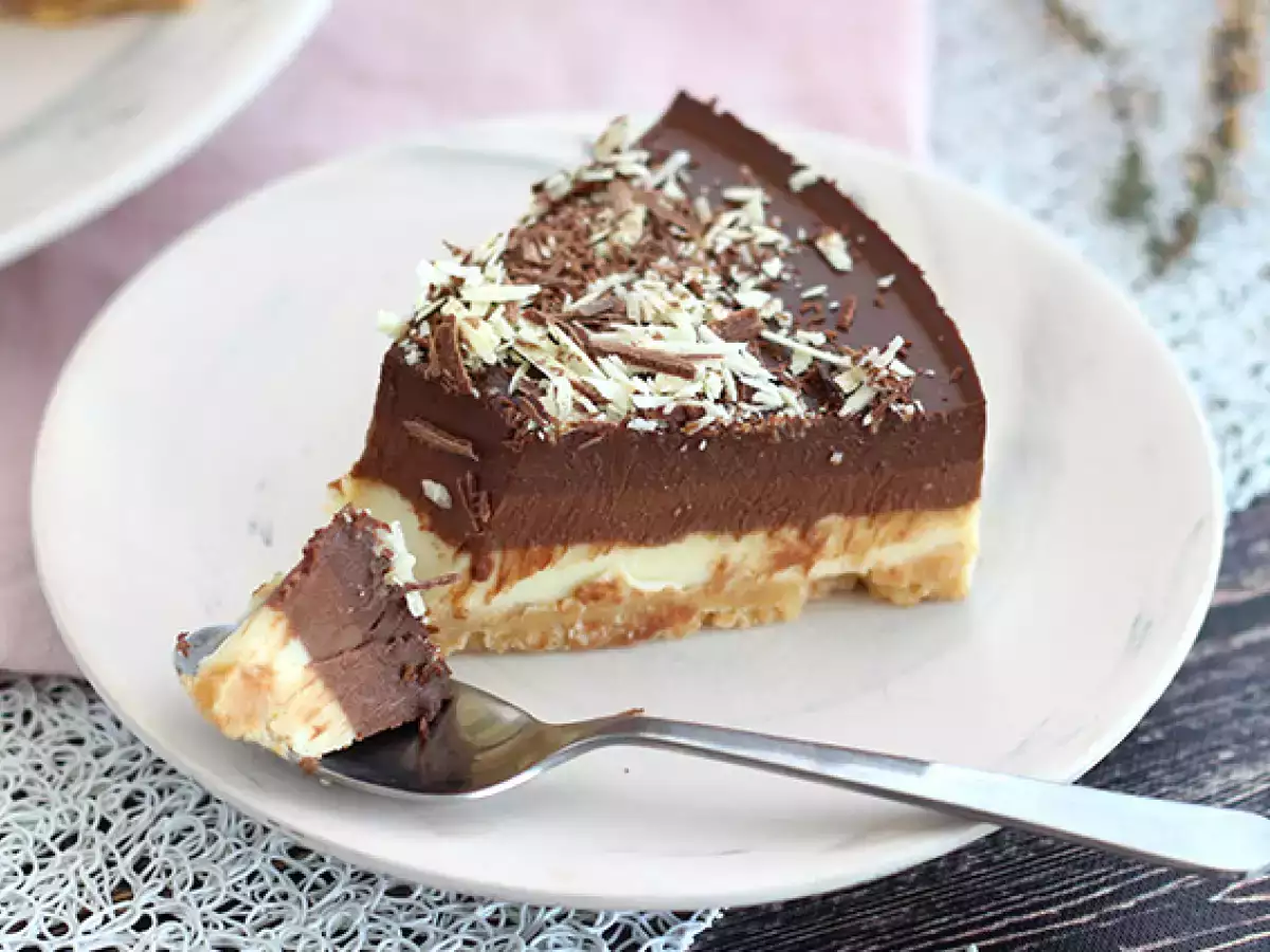 Ekstra fondan 3 çikolatalı pasta - fotoğraf 5