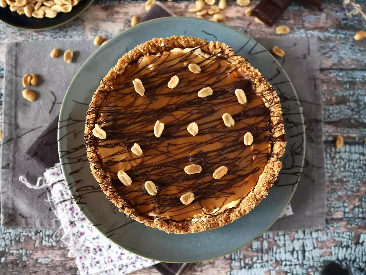 Ekstra gurme Snickers tarzı cheesecake - fotoğraf 4