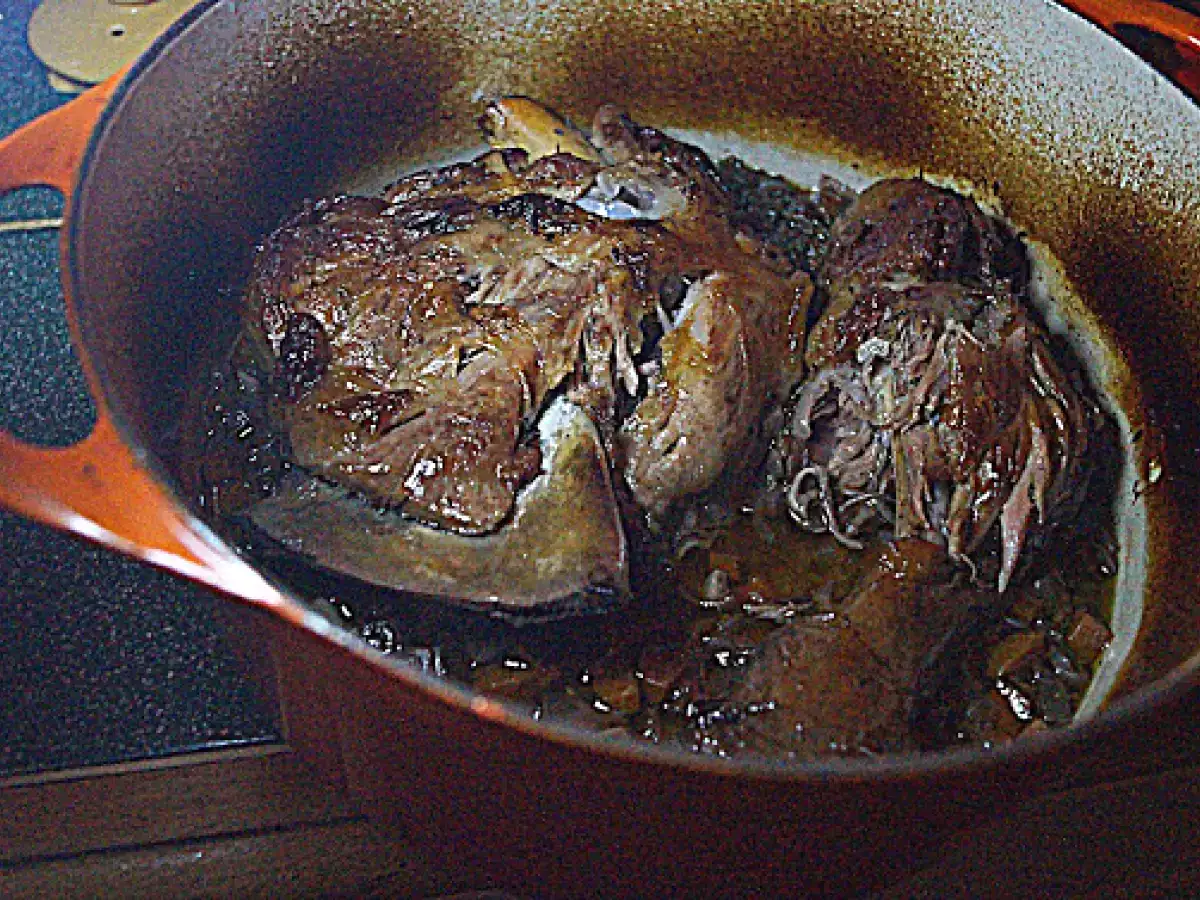 Epaule d'agneau confite au cumin