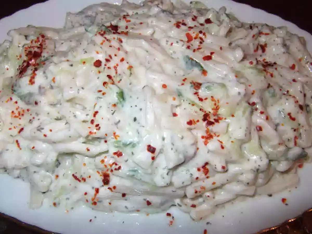 Erişte salatası