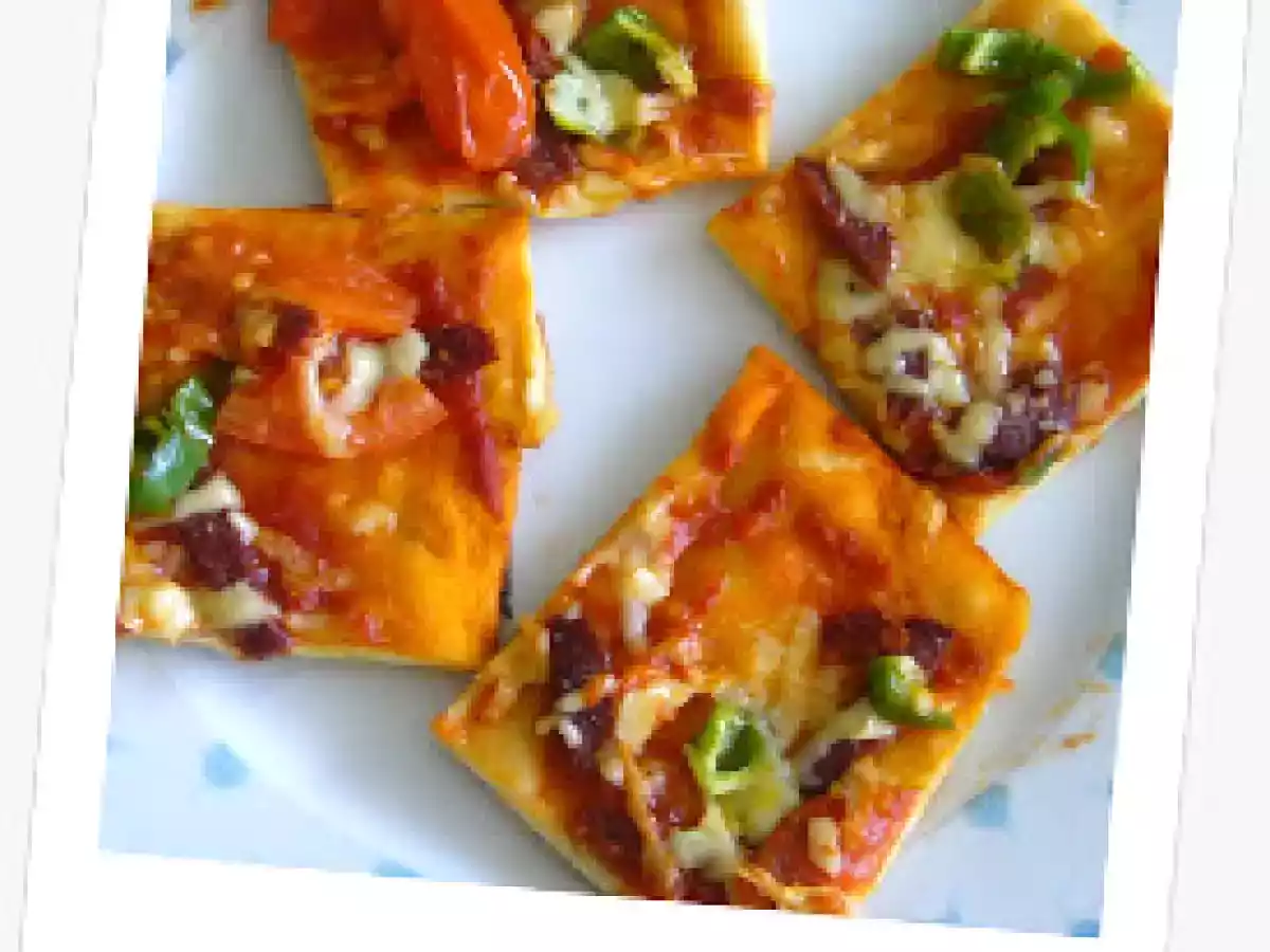 Ev pizzası...