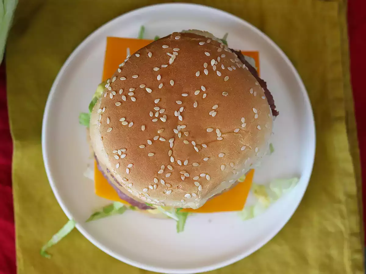 Ev Yapımı Big Mac: Meşhur Big Mac Burger Tarifi - fotoğraf 2