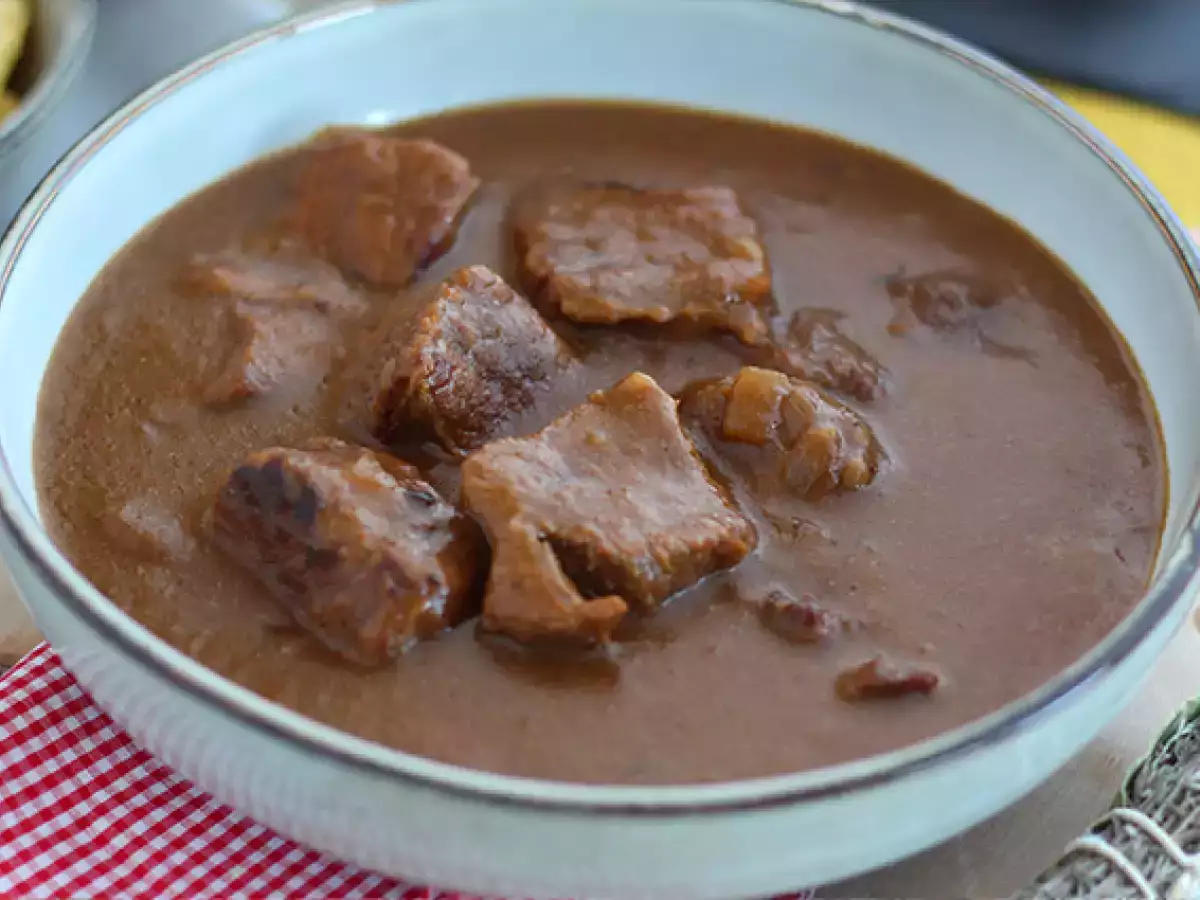 Ev Yapımı Flaman Usulü Et Yahnisi (Carbonnade Flamande) - fotoğraf 2