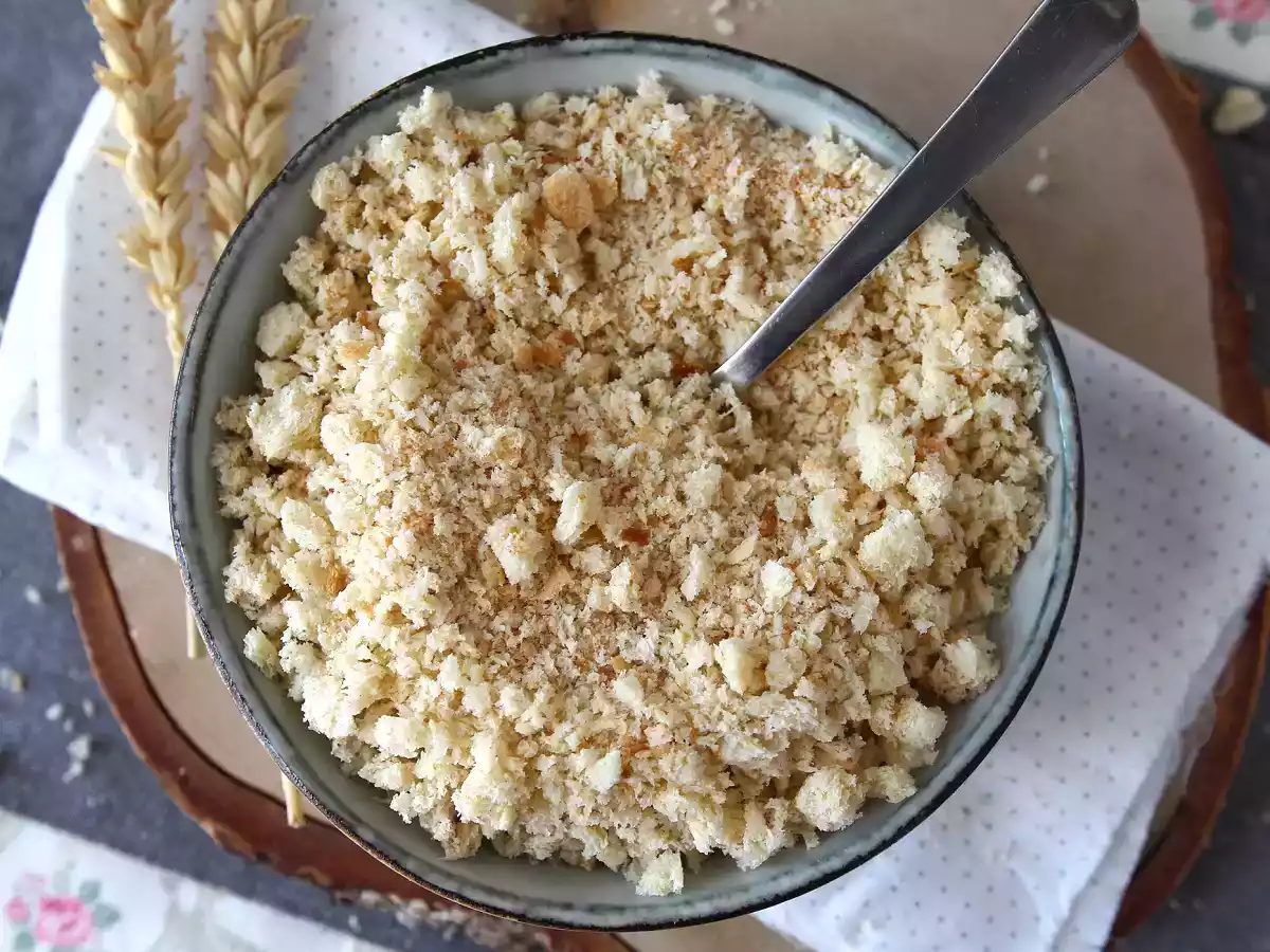 Ev yapımı Japon panko ekmek kırıntılarını nasıl yaparım? Kolay ve ekonomik tarif - fotoğraf 2