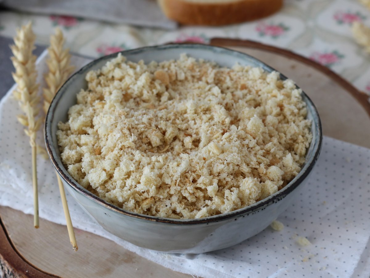 Ev yapımı Japon panko ekmek kırıntılarını nasıl yaparım? Kolay ve ekonomik tarif - fotoğraf 6