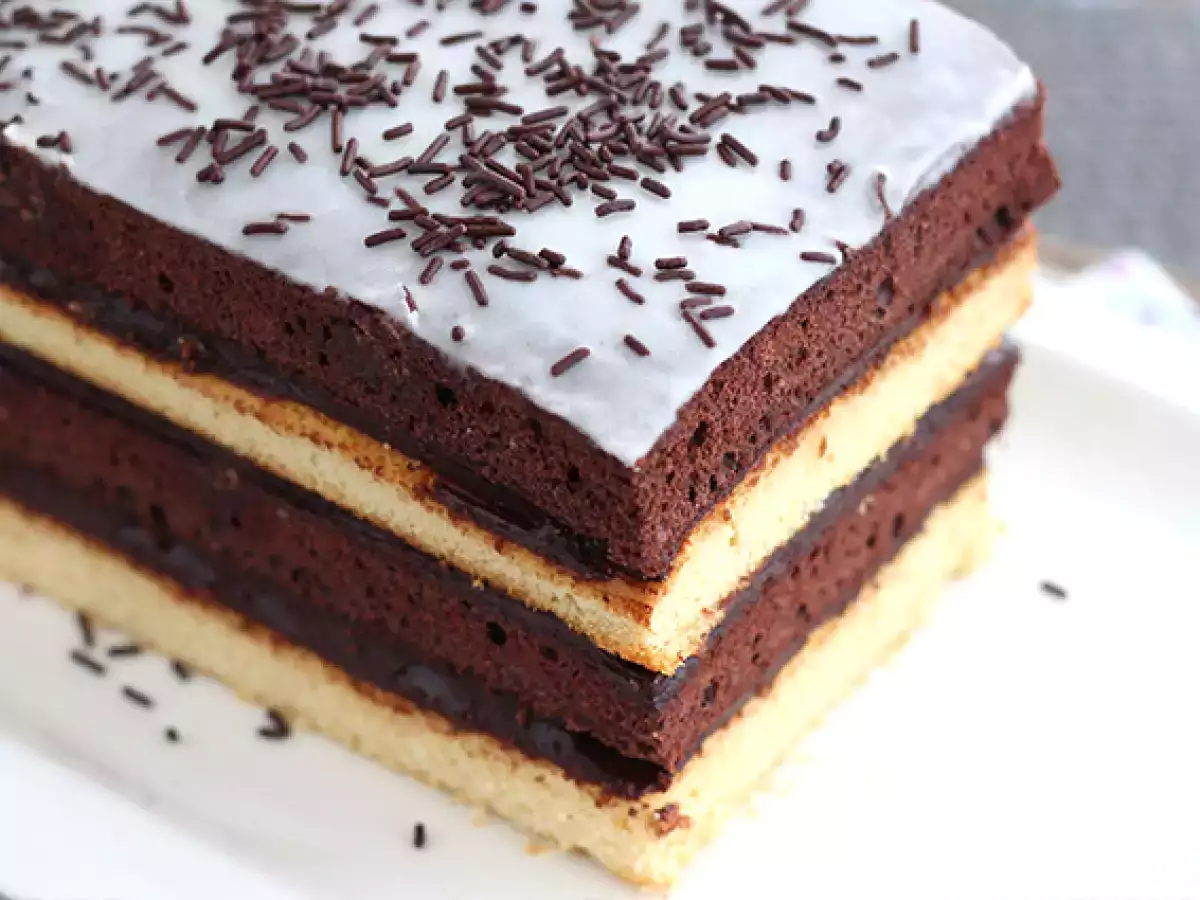 Ev yapımı Napoliten pasta - fotoğraf 4