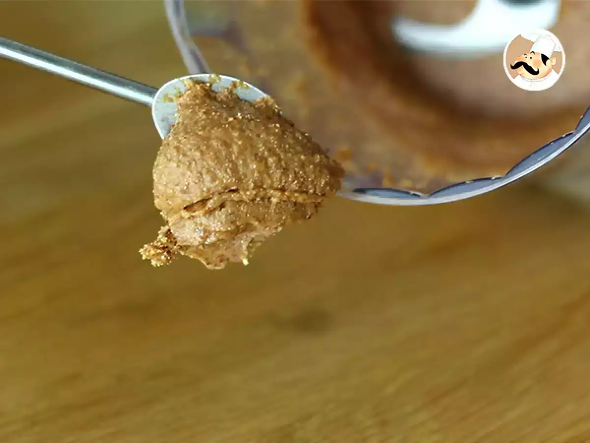 Ev yapımı praliné (pralin ezmesi)