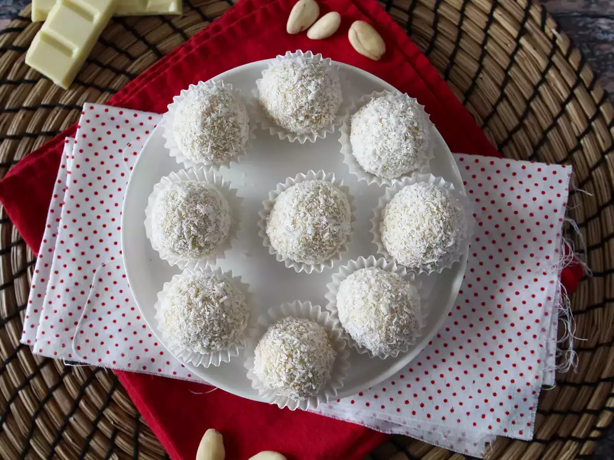 Ev Yapımı Raffaello Çikolatası - fotoğraf 4