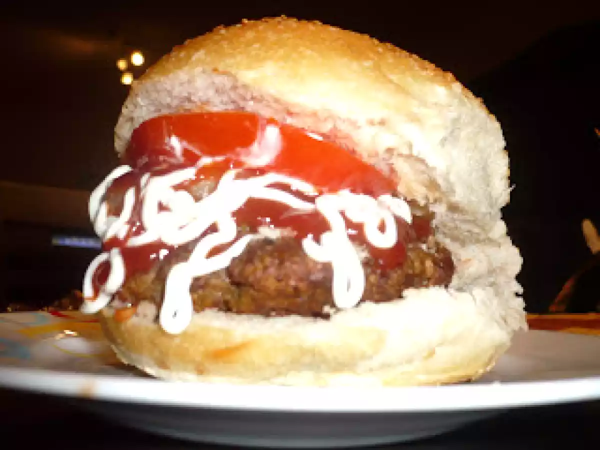 Evde Hamburger yapımı- Köfte tarifi