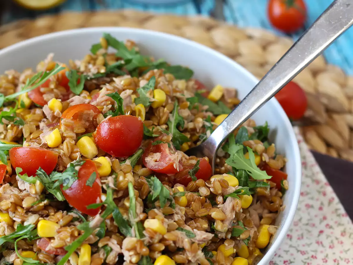 Farro ve Ton Balıklı Salata: Hafif, Lezzetli ve Her Mevsime Uygun - fotoğraf 5