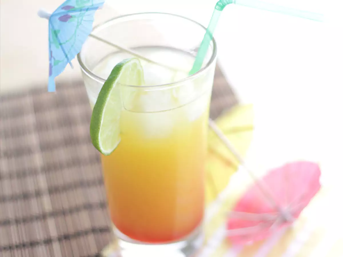 Ferahlatıcı Tequila Sunrise Kokteyli