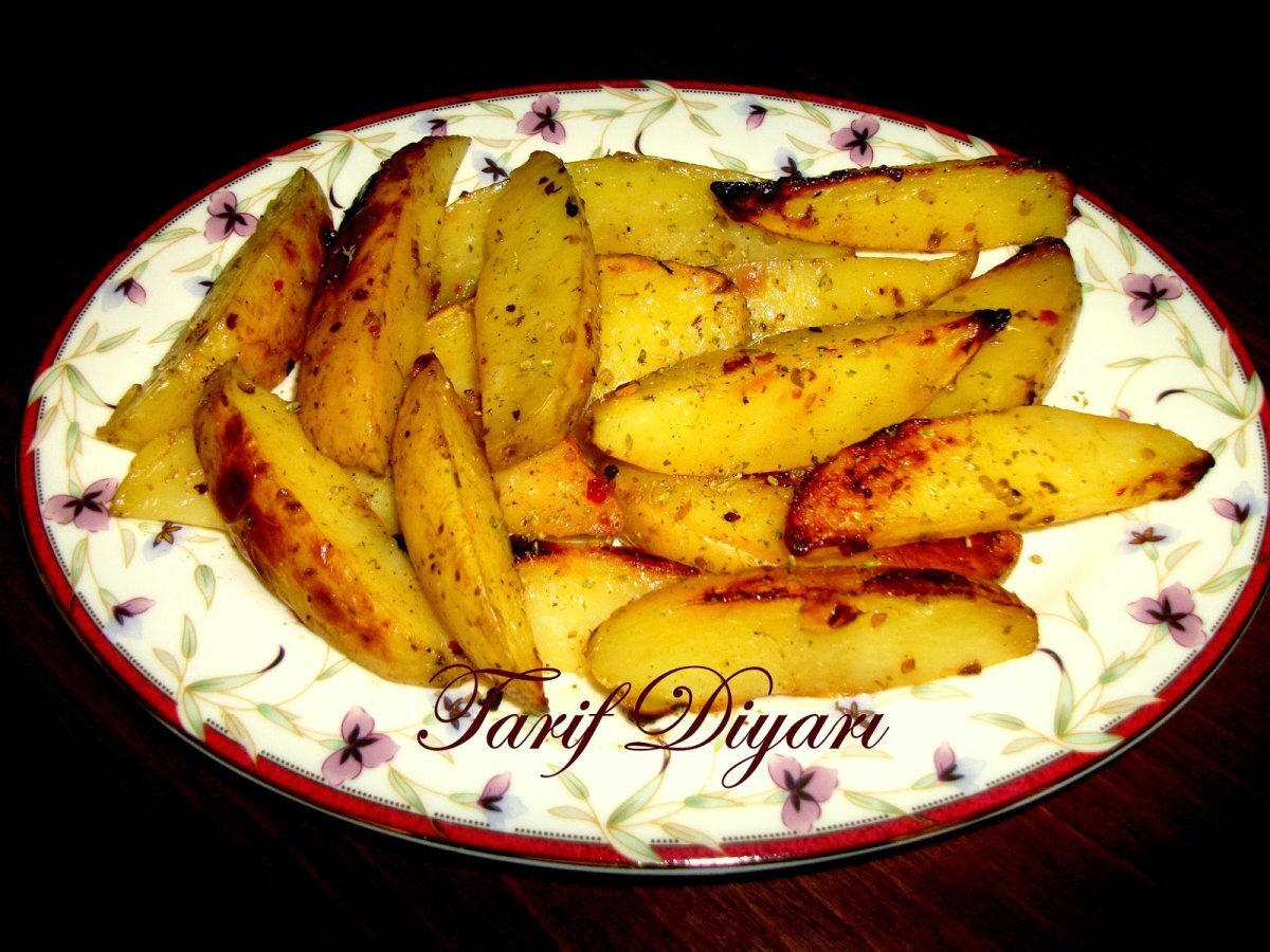 FIRINDA ELMA DİLİM PATATES