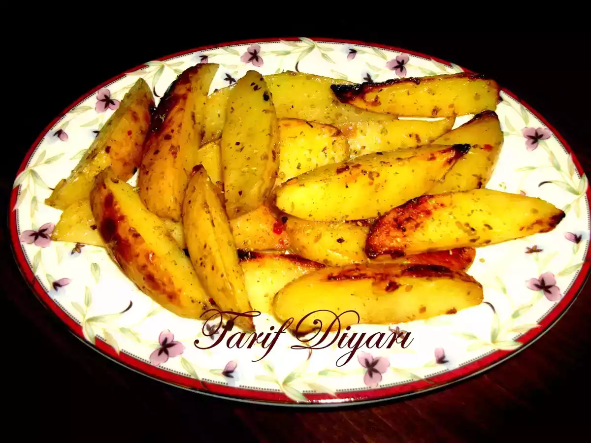 FIRINDA ELMA DİLİM PATATES