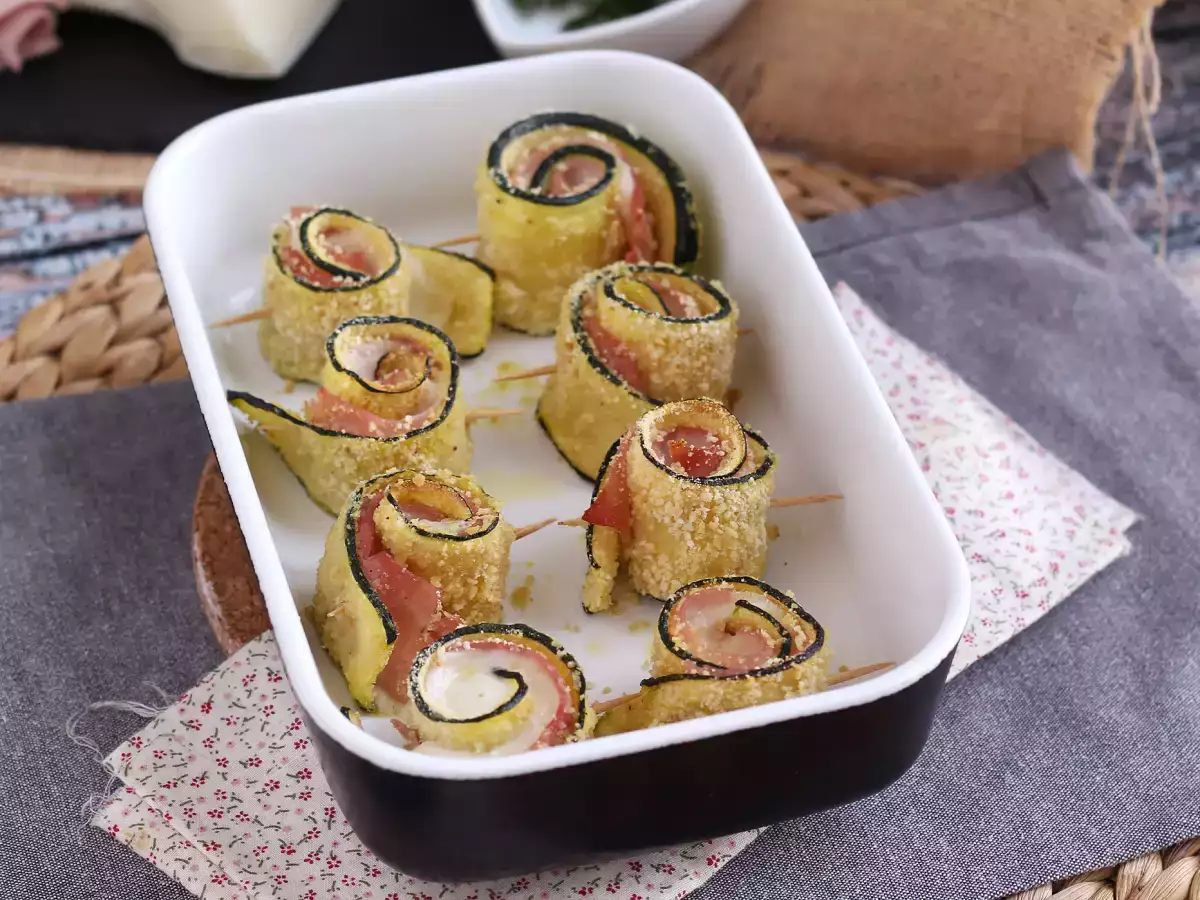 Fırında Jambonlu ve Scamorza Peynirli Kabak Ruloları - fotoğraf 3