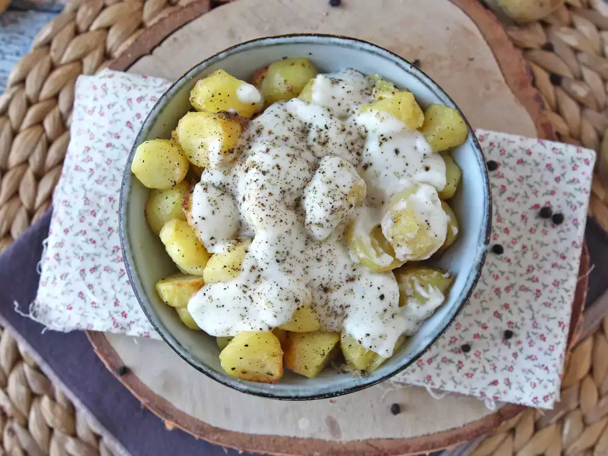 Fırında Kremalı Cacio e Pepe Patates: Herkesi Kendine Hayran Bırakan Kolay Garnitür! - fotoğraf 6