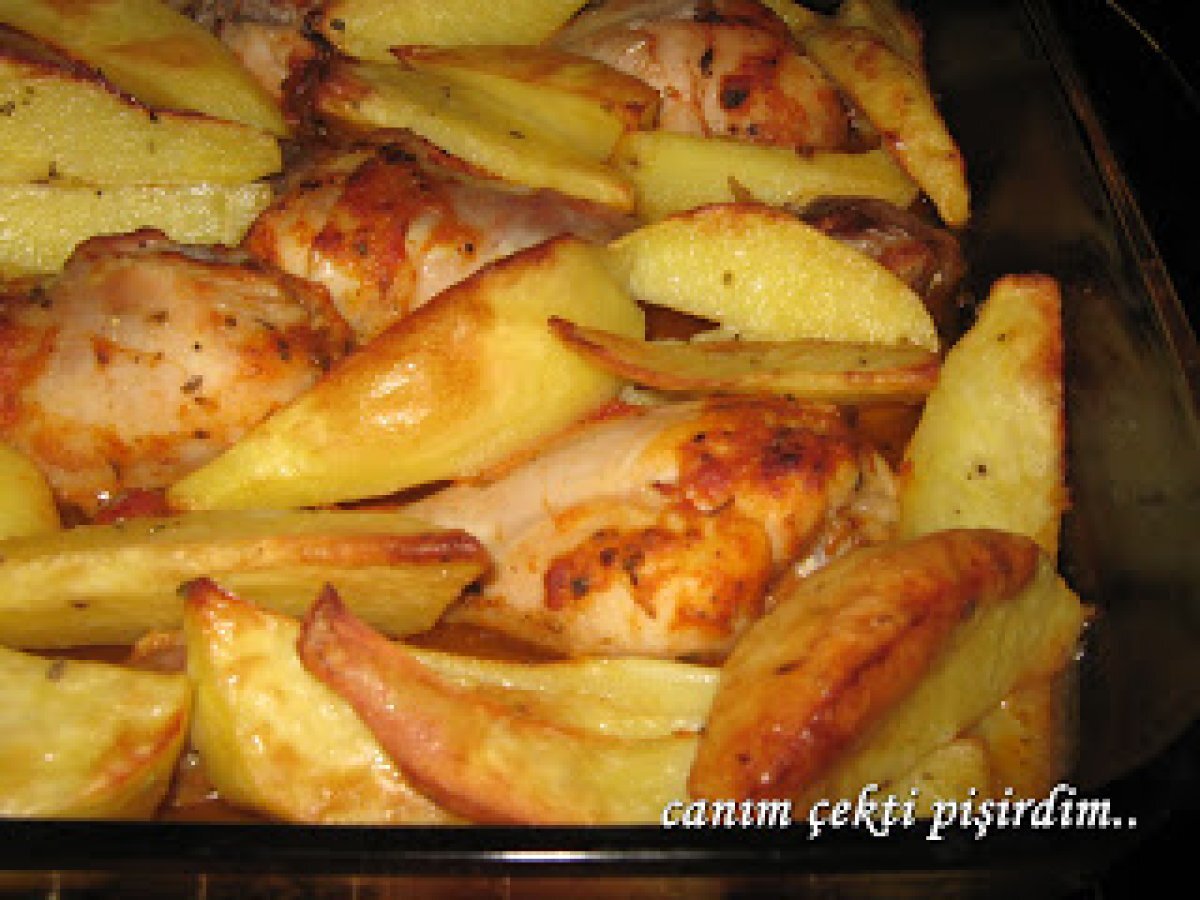 FIRINDA PATATESLİ BAGET