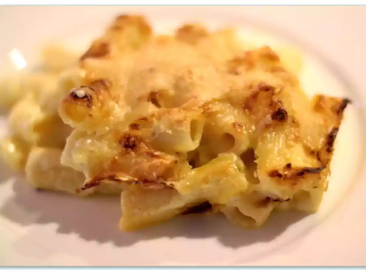 Fırında Peynirli Tortiglioni