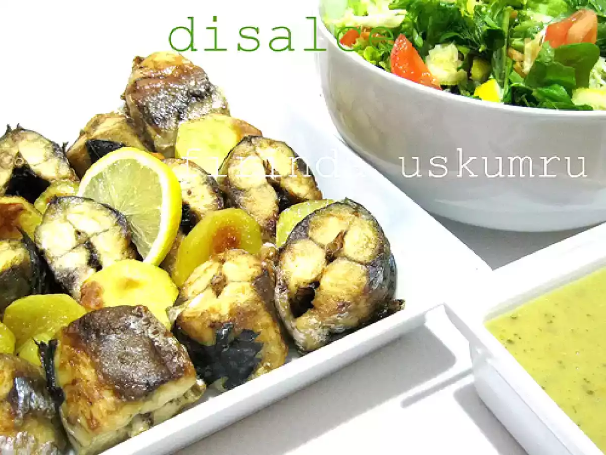 FIRINDA USKUMRU VE LİMONLU ROKA SALATASI - fotoğraf 2