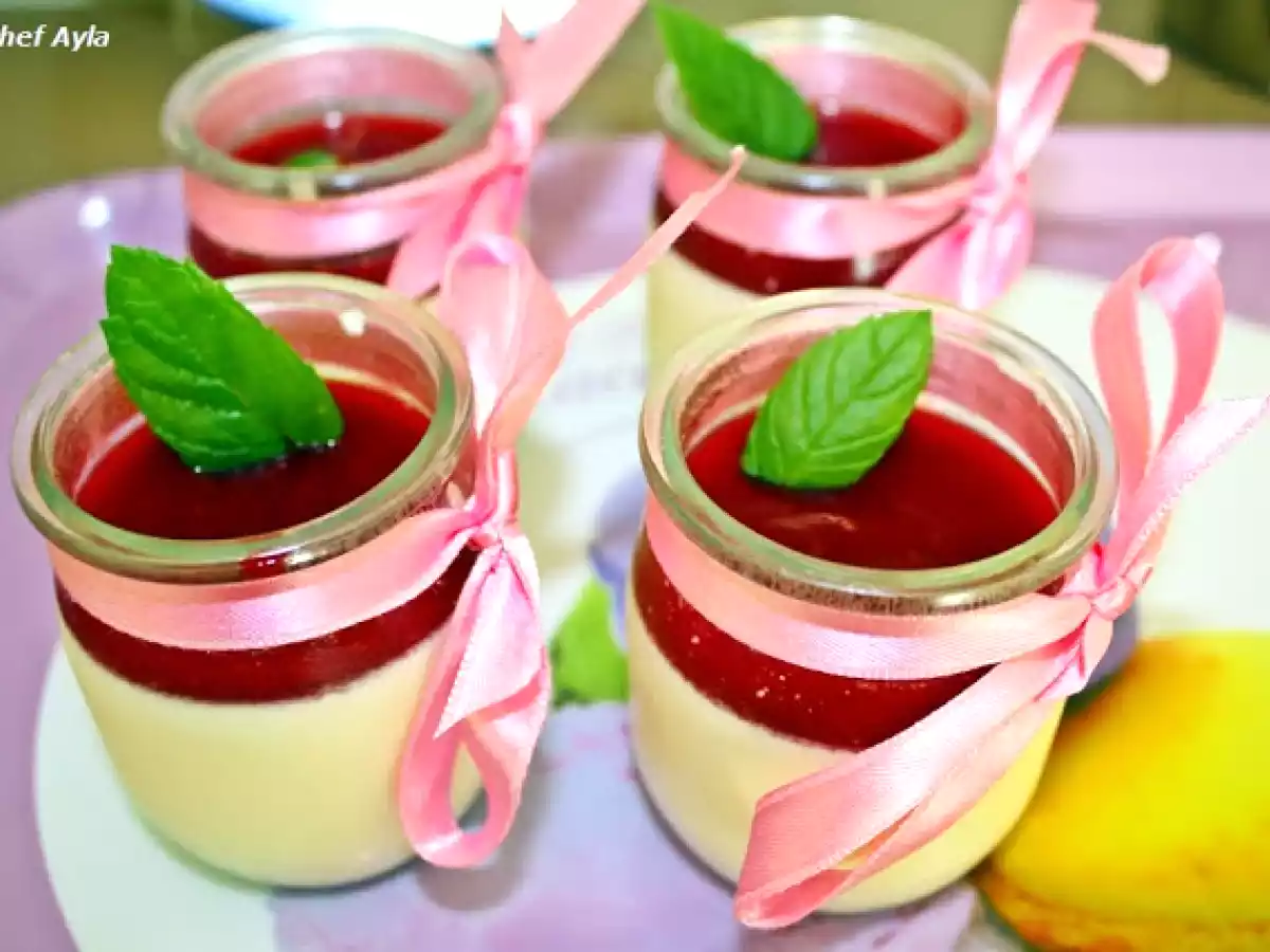 Frambuaz'li Panna cotta