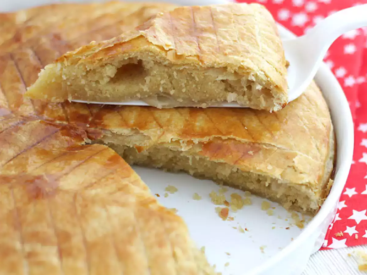 Frangipanlı kral pastası - fotoğraf 3