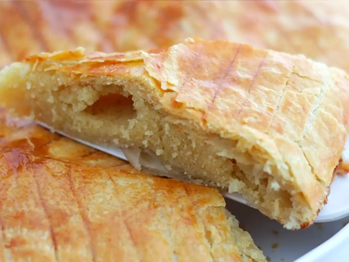 Frangipanlı kral pastası - fotoğraf 4