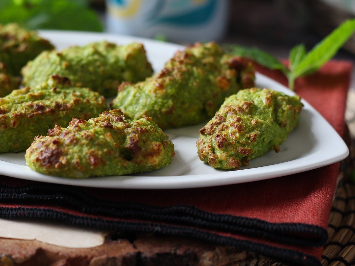 Fritözde bezelye ve beyaz peynir köftesi: lezzetli ve hazırlaması çok hızlı! - fotoğraf 3