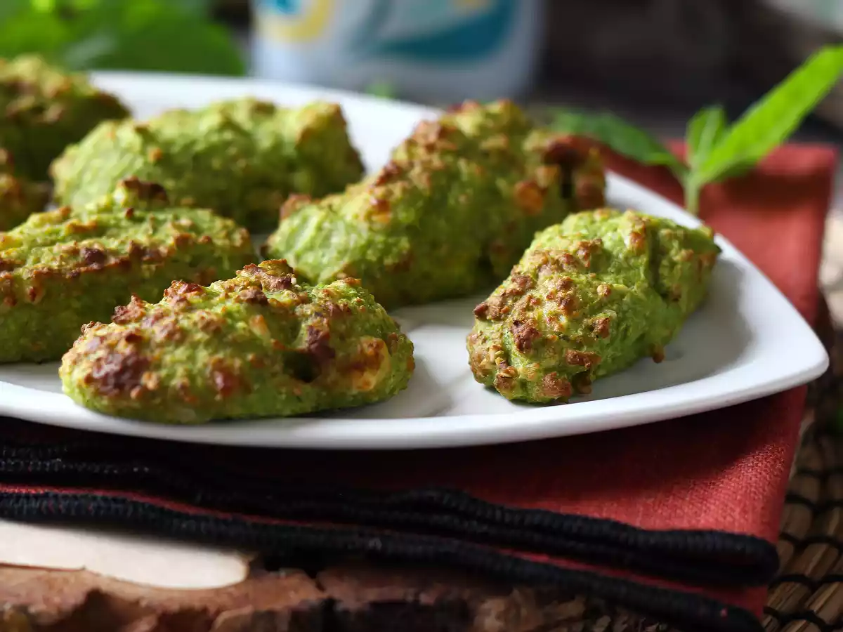 Fritözde bezelye ve beyaz peynir köftesi: lezzetli ve hazırlaması çok hızlı! - fotoğraf 3