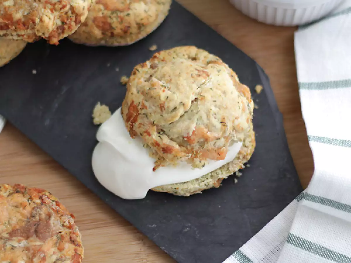 Füme Somonlu ve Dereotlu Scone Tarifi - fotoğraf 2
