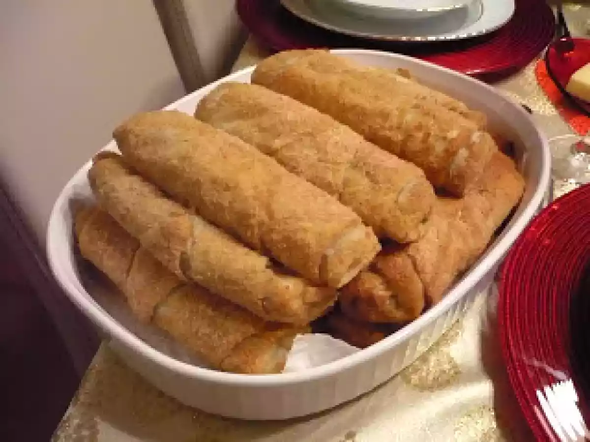 Galeta Unlu Kıymalı Cevizli Börek
