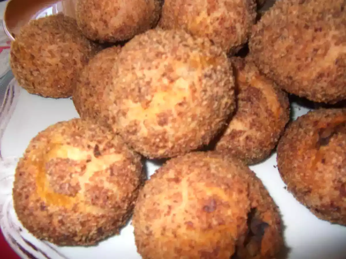 Galetaunlu patetesli poğaça